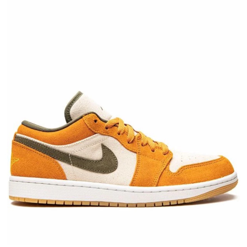 Air Jordan 1 Low SE "Light Curry" sneakers